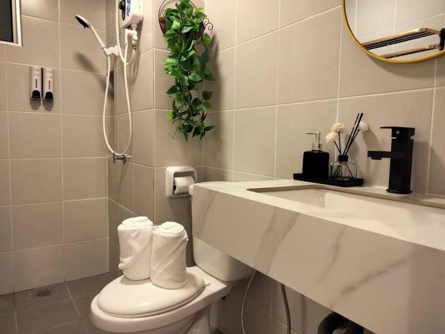 V Boho Home 3Bedroom 7-8Pax Eco Majestic Semenyih Beranang Bagian luar foto